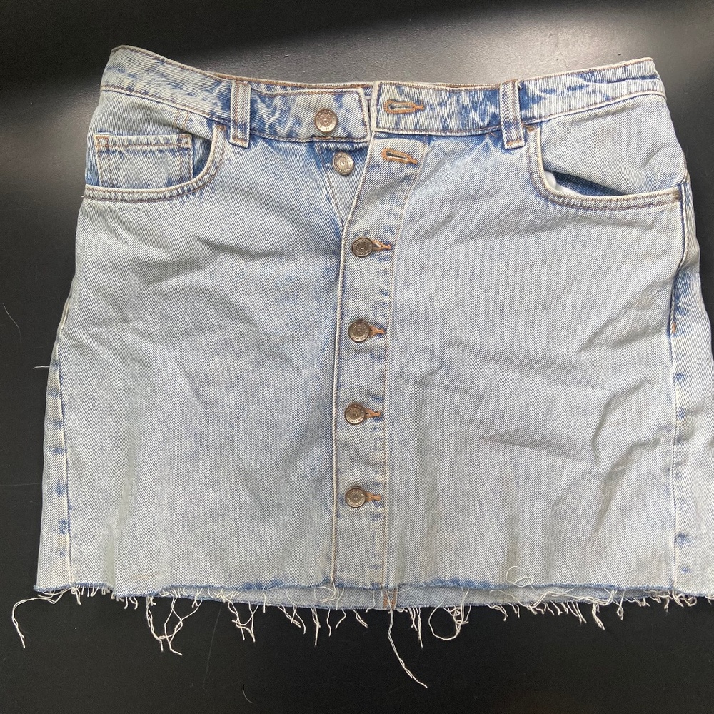 Light wash denim skirt Zara USA size M